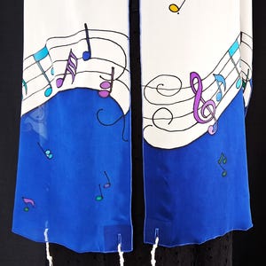 Hand Painted Silk Tallit – Musical Notes Design, Bat Mitzvah Gift
