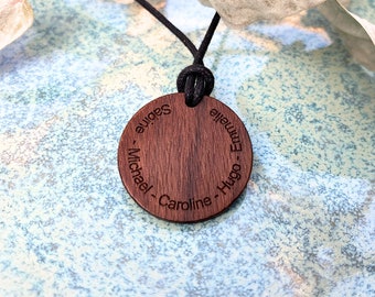 Wooden necklace with engraving | Family chain | Natural jewelry | personalized jewelry