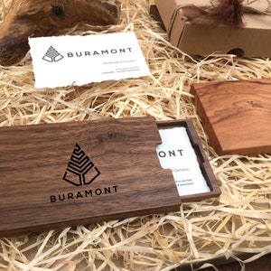 Visitenkartenetui Holz mit Gravur, Nussbaumholz, Holzgravur, Weihnachtsgeschenk, Firmengeschenk, Logogravur