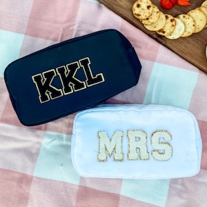 Bolsa de nailon con parches // Bolsa grande de nailon personalizada, neceser de maquillaje con parche de chenilla personalizado, neceser de viaje, bolsa de cosméticos, regalo para ella