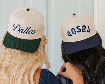 Bestickter umgedrehter Vintage Trucker-Hut // Benutzerdefinierter umgedrehter Hut, benutzerdefinierter Text, zweifarbige Snapback, gestickter personalisierter Text