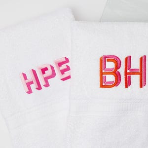 Embroidered Guest Towels // Bath and Hand Towel, Monogram Bath Towels, Custom Bathroom Towels, Monogrammed Towels, Embroidered Hand Towels