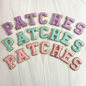 Patch de chenille de 2,35 polegadas // Passar a ferro e colar na parte de trás //