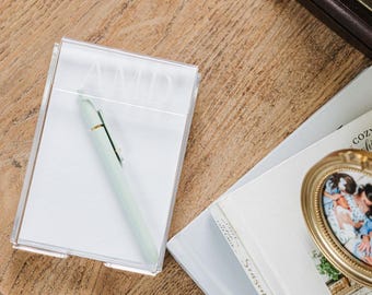 Porta notas acrílico personalizado // Porta notas grabado, regalo personalizado con monograma, notas grabadas, accesorios de escritorio, regalo de graduación