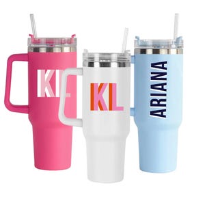 Gobelet personnalisé 40 oz monogramme ombre// tasse personnalisée, gobelet monogramme, gobelet à monogramme, gobelet prénom personnalisé, bouteille d&#39;eau, cadeau pour elle