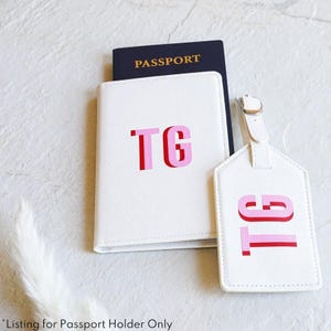 Funda para pasaporte con monograma de sombra // Funda para pasaporte con monograma, funda de cuero personalizada, regalo para luna de miel, billetera para pasaporte