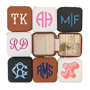 Monogrammed Jewelry Case // Monogram, Travel Jewelry Case, Jewelry Box, Gift for Her, Bridesmaid, Bachelorette, Custom name, Leather Case