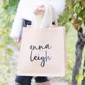 Custom Name Mini Jute Carryall // Personalized Bridesmaid Gift Bag, Custom Burlap Bag, Beach Tote Bag, Bachelorette Party Bag, Beach Bag