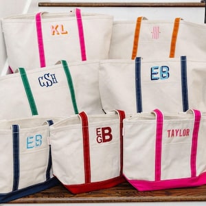 Embroidered Monogram Canvas Tote // Custom Tote Bag, Personalized Canvas Tote, Monogram Canvas Tote Bag Gift, Boat Bag, Monogramed Beach Bag