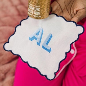 Embroidered Monogram Scalloped Cocktail Napkins (Set of 4) // Monogrammed Linen Napkins, Custom Wedding Napkins, Hostess Gift, Wedding Gift