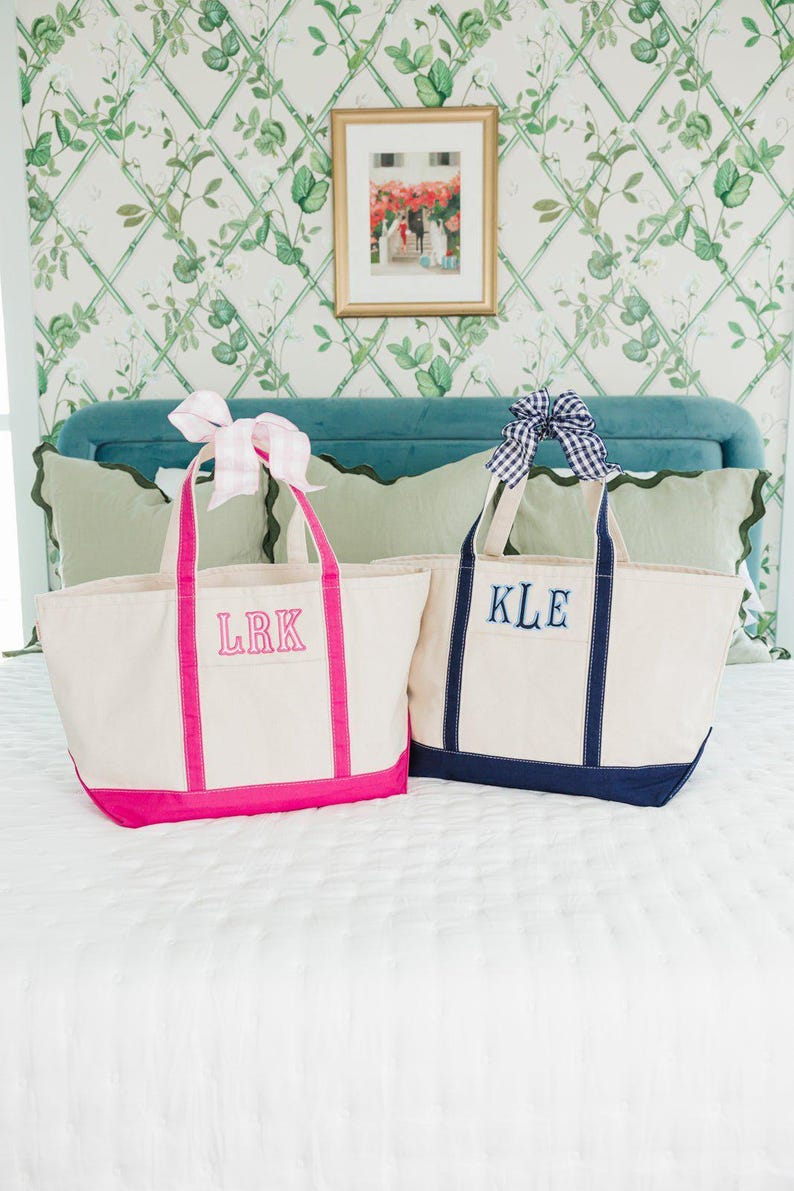 Embroidered Canvas Tote With Applique // Custom Text Tote, Gift for Her ...