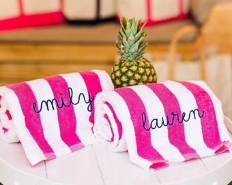 Toalla Cabana Bordada // Toalla Personalizada, Regalos de Despedida de Soltera, Toalla de Playa a Rayas, Toalla de Playa Personalizada, Regalos Personalizados, Toalla con Monograma