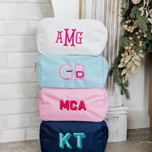 Embroidered Large Nylon Pouch // Embroidered Makeup Bag Bridesmaid Gifts Proposal Custom Name Cosmetic Bag Bridal Party Maid of Honor Gifts