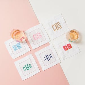 Embroidered Monogram Cocktail Napkins (Set of 4) // Hemstitch Monogrammed Linen Napkins, Custom Wedding Napkins, Hostess Gift, Wedding Gifts