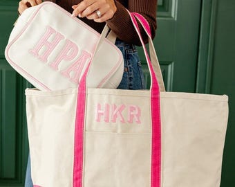 Embroidered Monogram Canvas Tote // Custom Canvas Tote Bag, Name Tote Bag, Bridesmaid Gift Bag, Embroidered with Initials, Personalized Gift