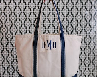 Embroidered Monogram Canvas Tote // Custom Tote Bag, Personalized Canvas Tote, Monogram Canvas Tote Bag Gift, Boat Bag, Monogramed Beach Bag