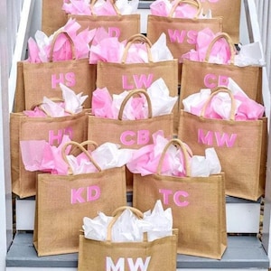 Schatten Monogramm Jutetasche // Benutzerdefinierte Bachelorette Tragetasche Bachelorette Geschenk Brautjungfer Tragetasche Bachelorette Party Favor Bag Willkommenstasche