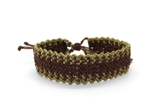 Pulsera macramé dorado y pulsera hilo metálico - España