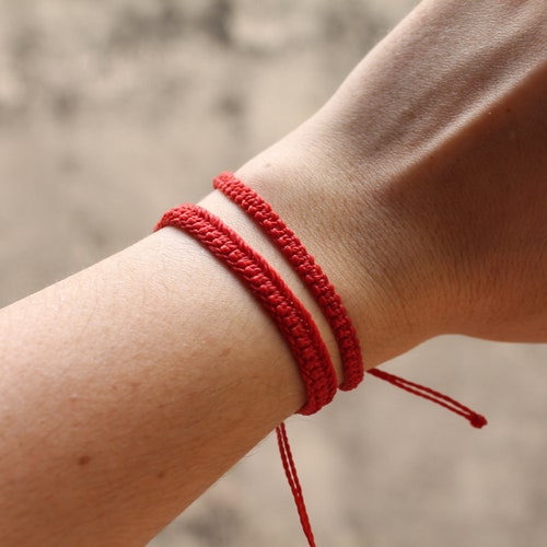Interpunctie Naar behoren Schotel Red String Bracelet Woven Red Kabbalah Bracelet for - Etsy New Zealand