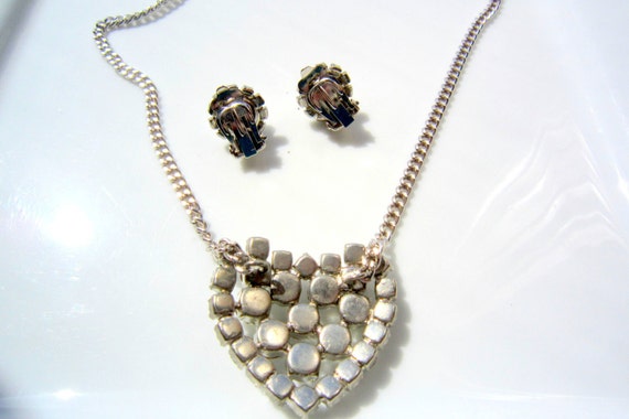 Vintage Rhinestone Heart Necklace and Earrings Se… - image 2