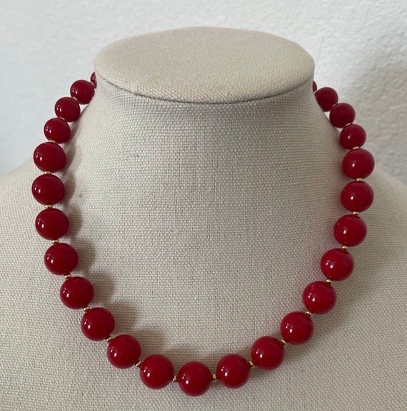 Vintage red gold beaded graduated necklace Monet - image 7