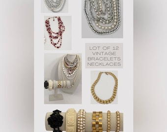 Lot of 12 vintage necklaces and bracelets