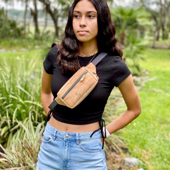 Fanny pack sustainable sales