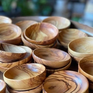 Mini Olive wood trinket bowl