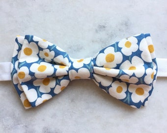Blue Floral Bow Tie, Blue White Bow Tie, Flowered Bow Tie, Blue Yellow Bow Tie, Easter Boys Bow Tie, Mens Bow Tie, Boys Bow Tie, Clip-on