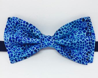 Royal Blue Bow Tie, Mens Bow Tie, Cobalt Bow Tie, Turquoise Bow Tie, Ring Bearer Bow Tie, Blue Clip-on Bow,  Easter Bow Tie, Boys Bow Tie