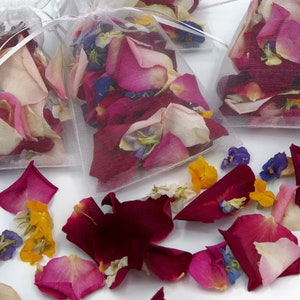 10 Organza bags filled withFreeze-dried rose petals and Pansies.  There is 1 cup in a bag. The smell is great.