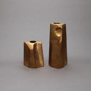 Jarrones de Bronce Elegantes para Flores - Colección Nueva 2026