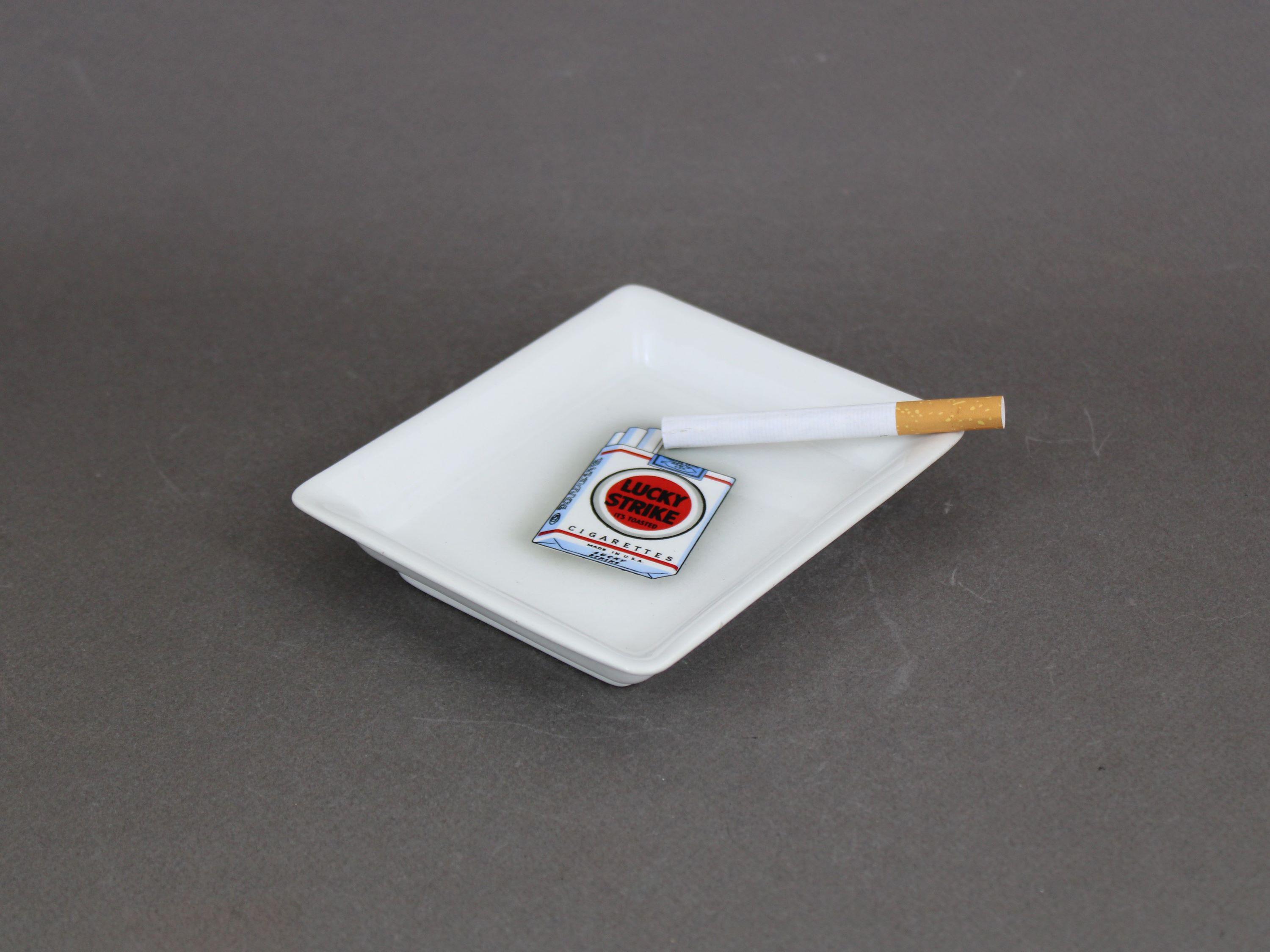 Vintage 1960s LUCKY STRIKE advertising ashtray, Richard Ginori Italy  porcelain, Raymond Loewy design