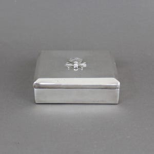 Scatola vintage placcata in argento anni '60, motivo a insetti, decorazione per armadietto delle curiosità
