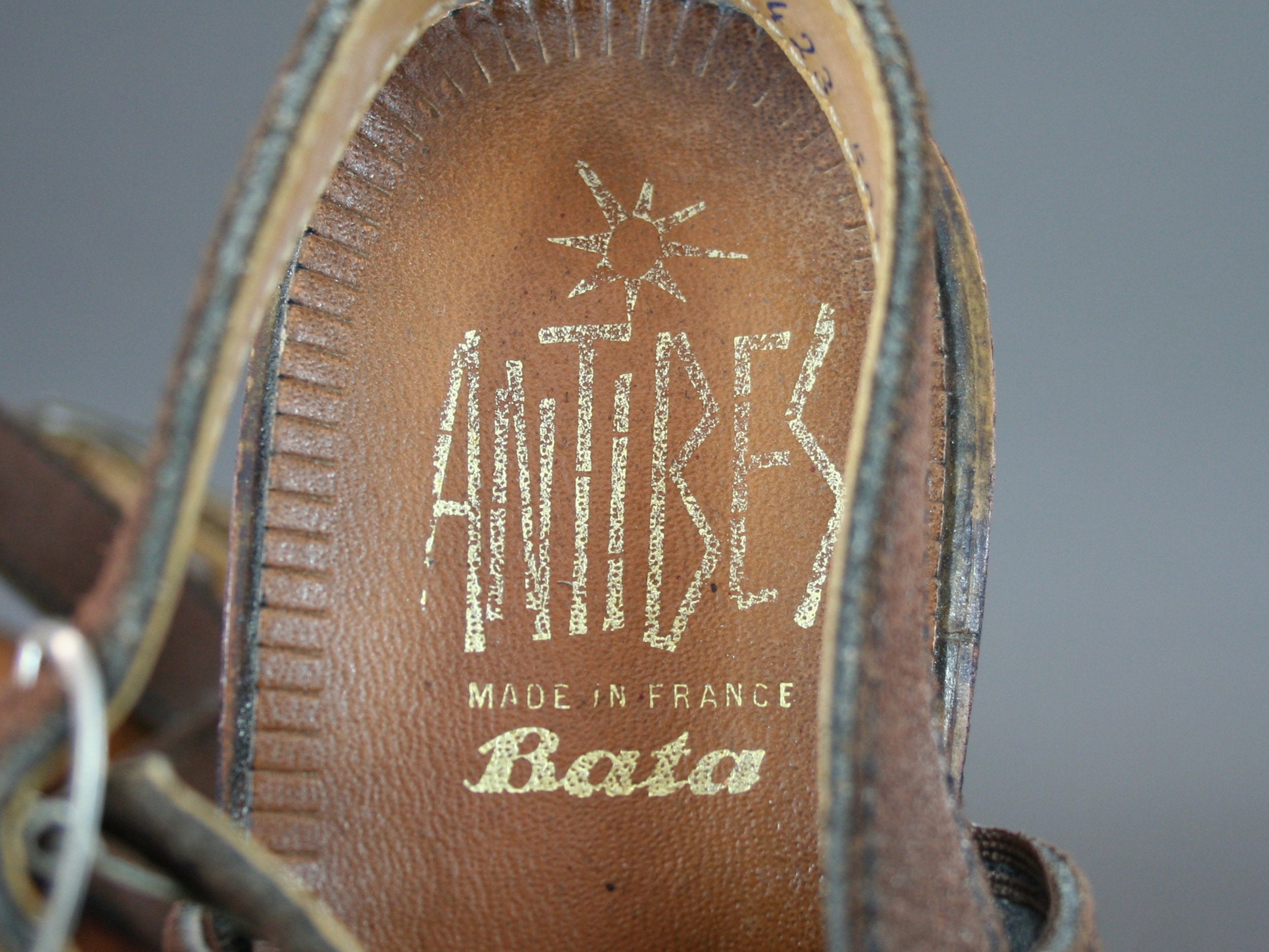 France 39 UK 7.5 Vintage 1970s BATA wedge sandals Size US 5.5 Suede platform shoes Shoes Womens Shoes Sandals Espadrilles & Wedges 