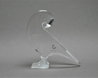 Vintage 1970s GUZZINI parrot statue by Tim S CREA, Lucite sculpture, Made in Italy