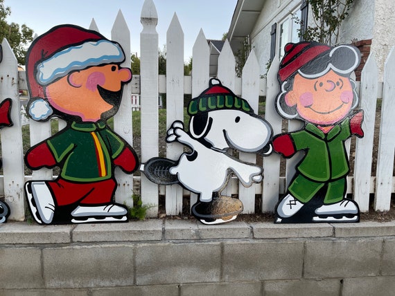 Snoopy christmas yard art Clearance