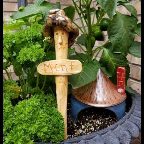 Garden markers, herb markers, welcome signs, Vegetable marker, Cowboy, Cowboy hat, Gnome