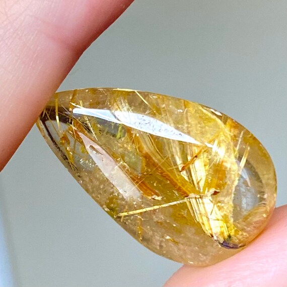 Golden rutilated deals quartz