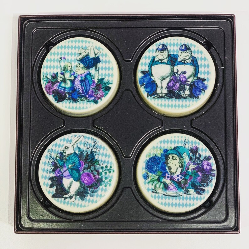 Alice in Wonderland Oreos image 0