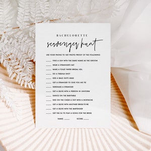 Ellia | Bachelorette Scavenger Hunt Game, Scavenger Hunt for Hen Party, Bingo Dare Game, Vegas Bachelorette Weekend, Modern Bridal Games