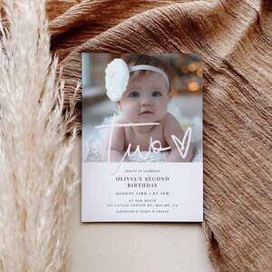 Faire-parts pour 2e anniversaire fille, deux invitations douces modifiables, deuxième anniversaire Invitation fille photo, élégant simple deux anniversaire Evite numérique