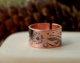 Copper ring with Black flower, Cubic Zirconia stone band for Her, Floral ornament Mehendi , copper etching statement engagement ring