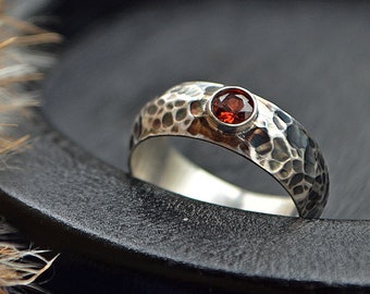 Silver 925 men ring with Red Garnet 4mm,Brutal ring for Him, HandHammered texture, Brutal Urban style jewelry, unisex oxidazed silver