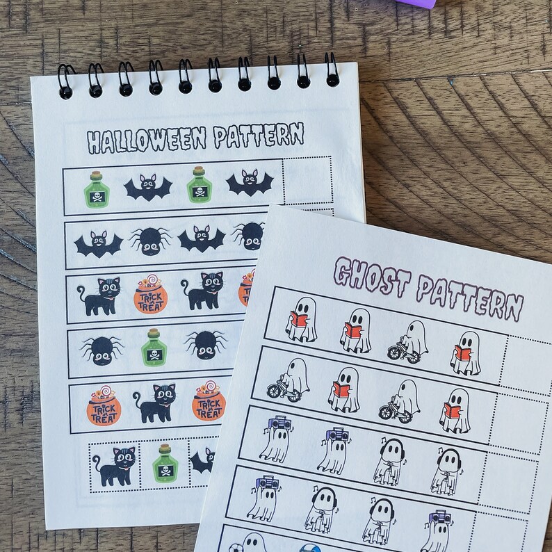 Pu&ograve; includere: Due fogli di attivit&agrave; di Halloween stampabili. Il primo foglio presenta uno schema di Halloween con immagini di un gatto nero, un ragno, una bottiglia di pozione, un pipistrello e una zucca. Il secondo foglio presenta uno schema di fantasma con immagini di un fantasma che tiene un libro, un fantasma che va in bicicletta e un fantasma che tiene un sacchetto di caramelle.
