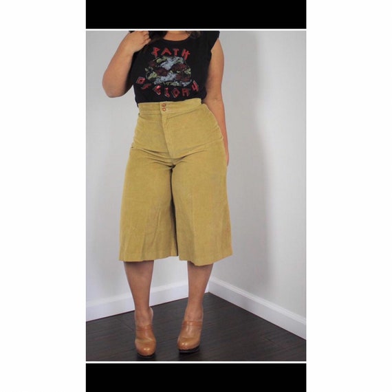70s Levi's Corduroy Culottes Stretchy High Waist