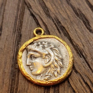 Münze Anhänger Antike griechische römische,Göttin Artemis Münze, Medaillon Charm, Antike griechische Münze, Glänzendes Gold, Antikes Silber überzogen CN70004