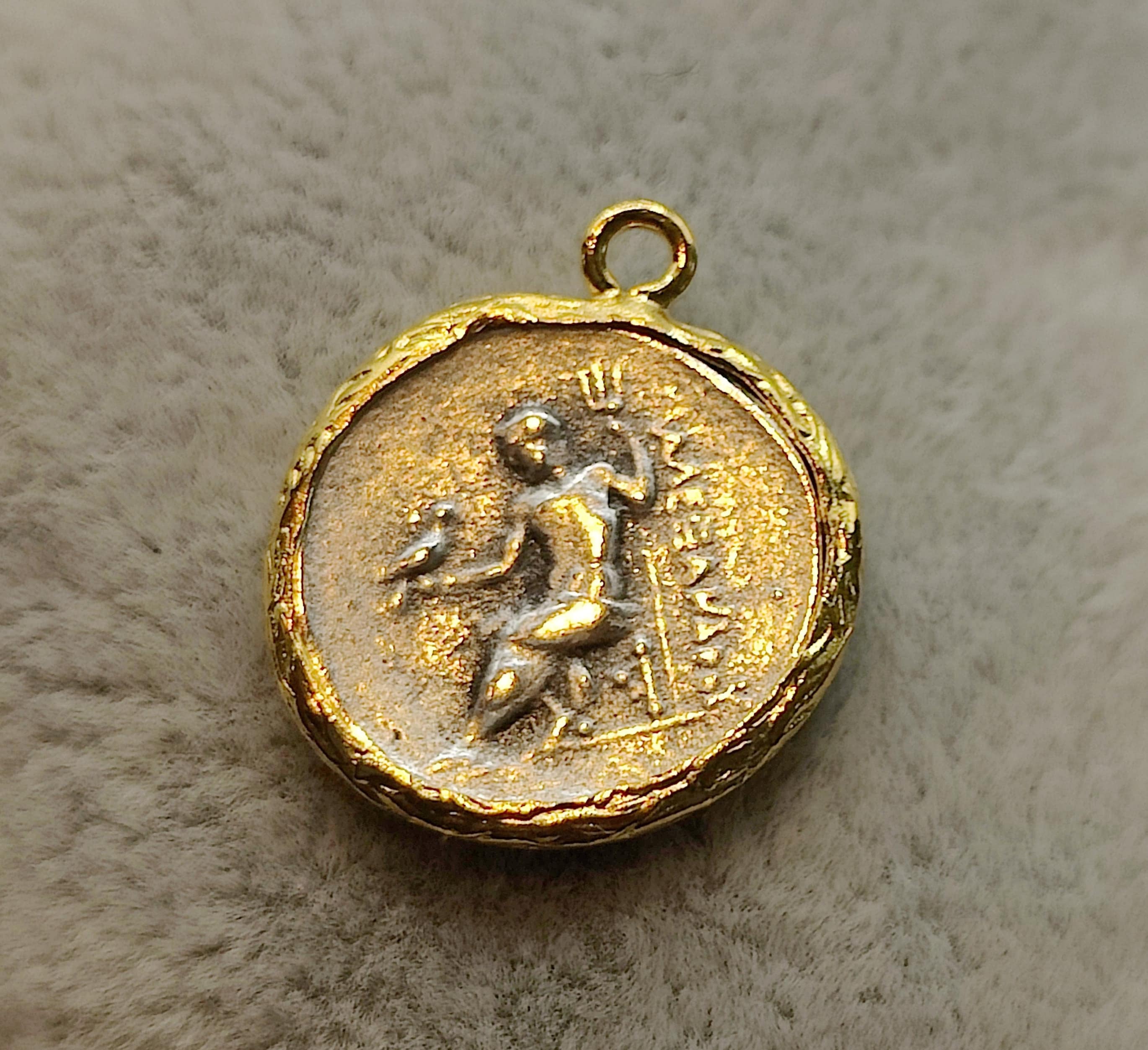 Breloque Pièce Grecque Artémis - Or 10k/14k/18k, Platine Ou Argent - 17 Mm - Neuf