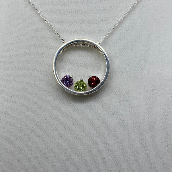 Mother's Three Stone Pendant in Sterling Silver