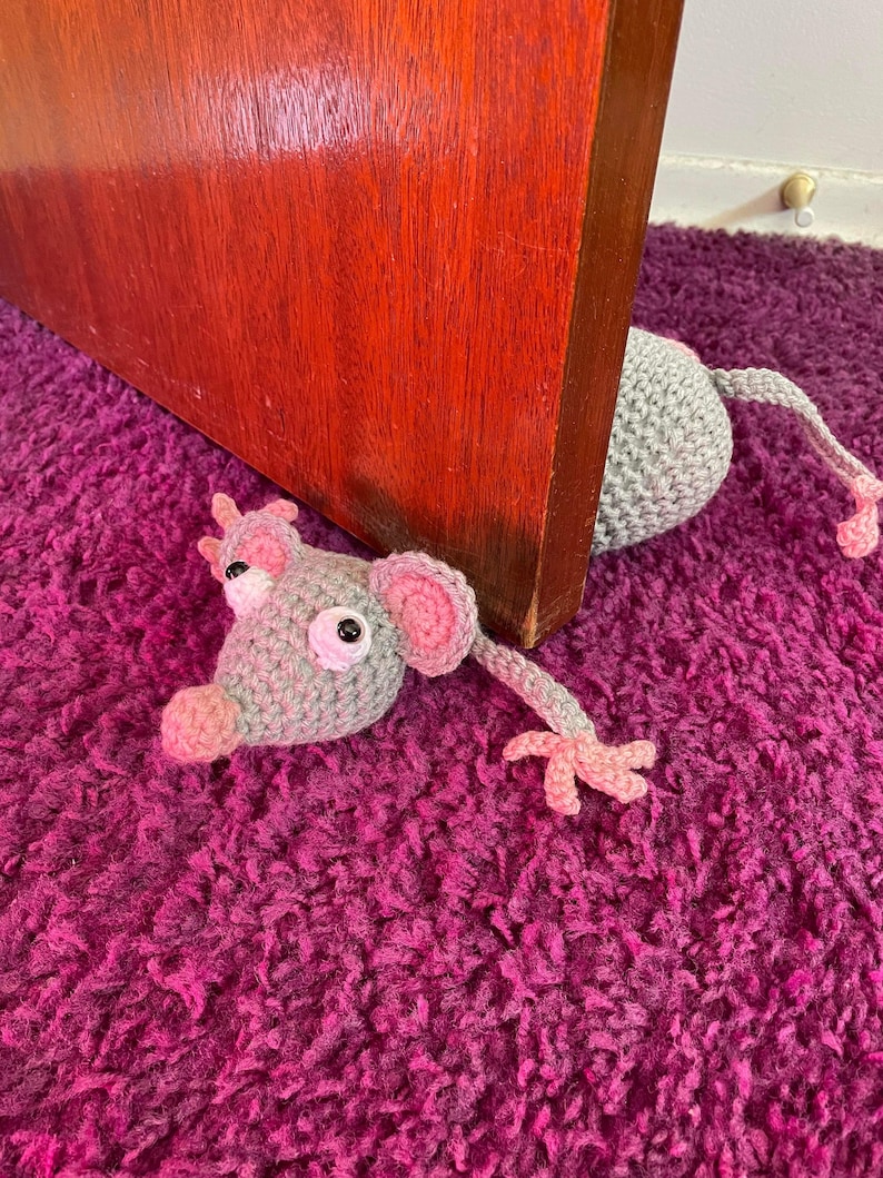 Crochet Mouse / crochet door stop / door stopper / mouse / amigurumi / crochet mouse / critter / Pattern image 9